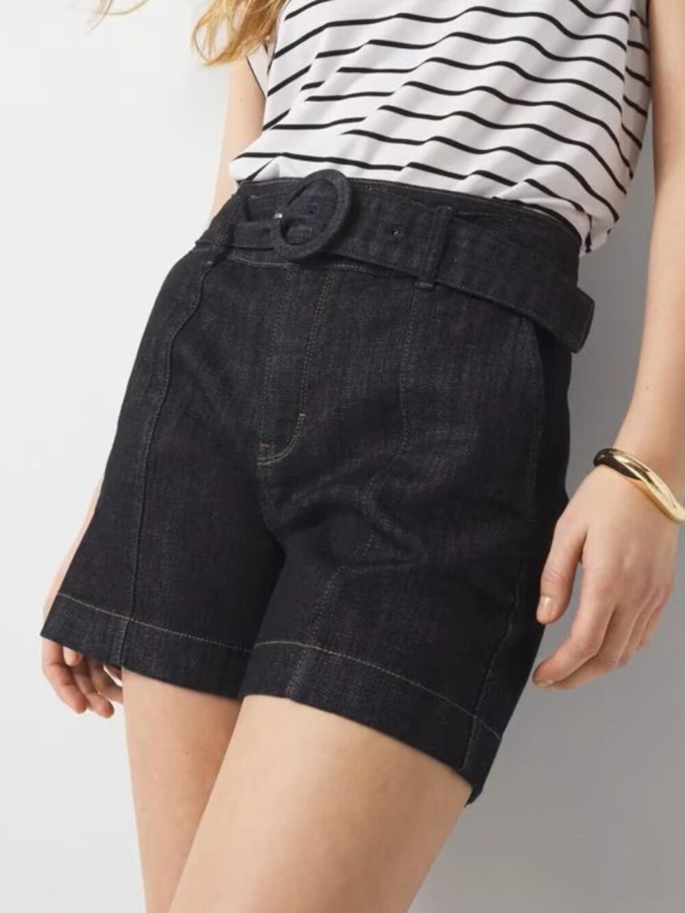 White House Black Market WHBM Extra High Rise Everyday Soft Denim Shorts Size 8